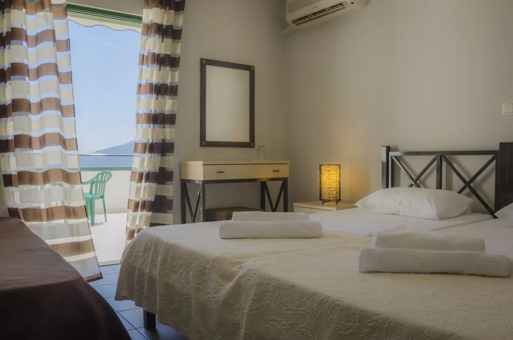 Dionysos hotel soba